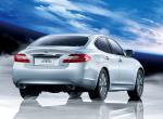 Nissan Fuga Hybrid 2011 года